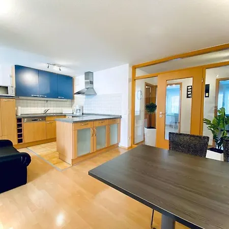 Auszeit Apartment Seeperle: Lakeside Retreat with Sunny Terrace Friedrichshafen Exterior photo