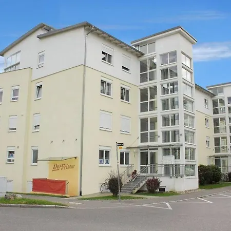 Auszeit Apartment Seeperle: Lakeside Retreat with Sunny Terrace Friedrichshafen Exterior photo